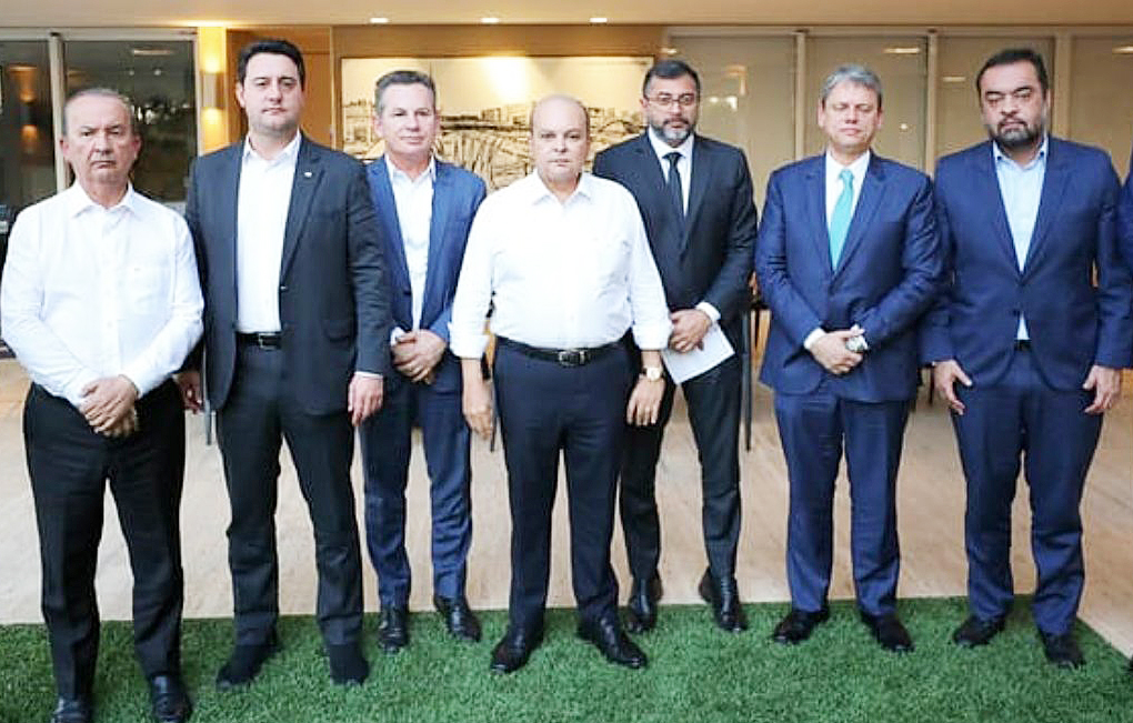 Cláudio Castro agradece apoio de                  governadores e prega integração