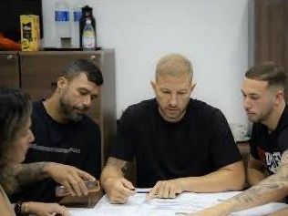 PRESIDENTE DA CÂMARA DE ITABORAÍ, JOÃO DELAROLI PARTICIPA DE REUNIÃO SOBRE AS OBRAS DA AVENIDA 22 DE MAIO.