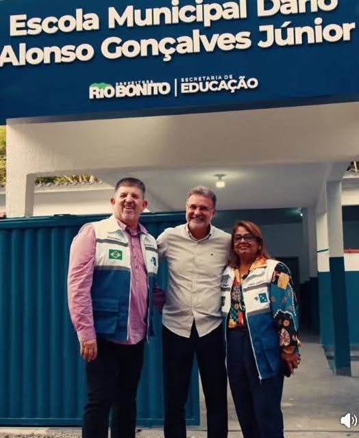 PREFEITO MARCOS ABRAHÃO ENTREGA MAIS UMA UNIDADE DE ENSINO EM RIO BONITO.