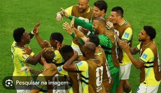 BRASIL VENCE A ESCÓCIA POR 3 A 0 E SEGUE COMO LÍDER DO GRUPO .