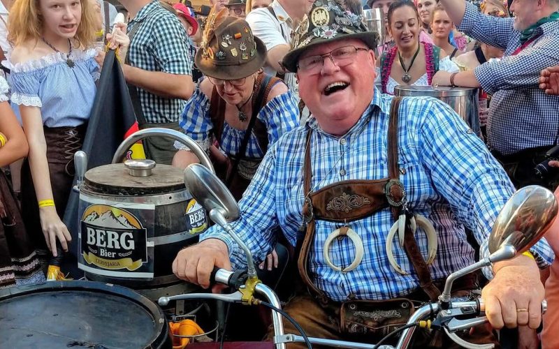 Outubro: o mês da Oktoberfest! Saiba como            saber se a festa é verdadeira ou genérica