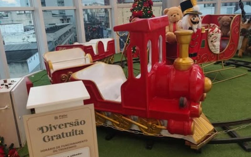 EMPATIA: SHOPPING PÁTIO ALCANTARA OFERECE PARQUINHO GRATUÍTO AS CRIANÇAS.