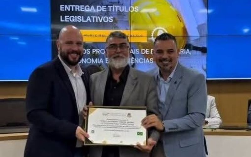 CÂMARA DE SÃO GONÇALO REALIZA SESSÃO SOLENE EM HOMENAGEM AO DIA DO ENGENHEIRO.