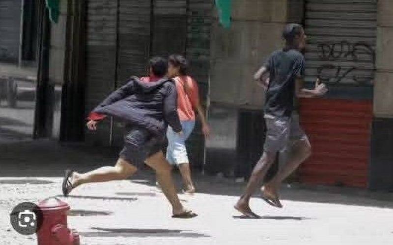 CALOR ESCALDANTE, CARNAVAL E ARRASTÕES