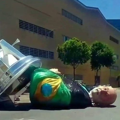 ASSIM TERMINOU A ACADÊMICOS DE NITERÓI ..