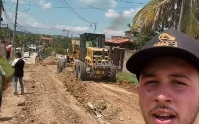JOÃO DELAROLI SUPERVISIONA OBRAS NAS RUAS 29 E 23 NO BAIRRO JOAQUIM DE OLIVEIRA.