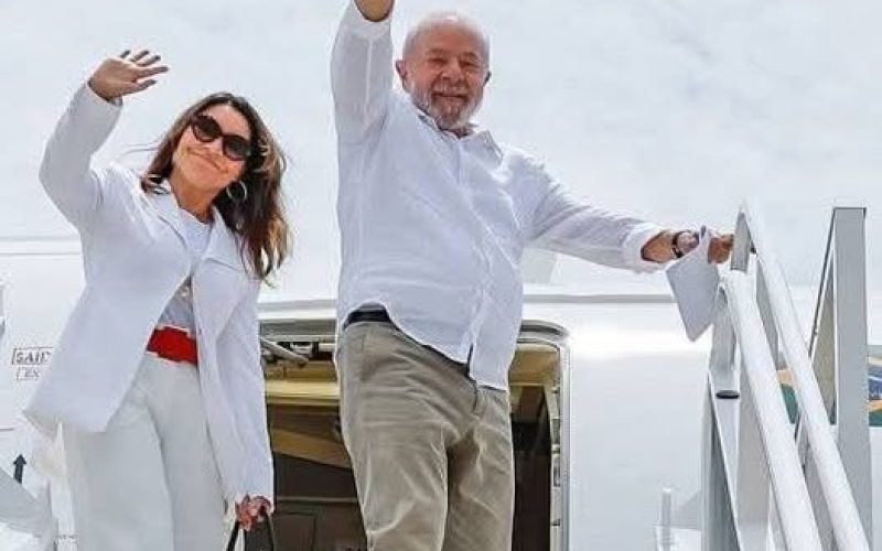 MORDOMIAS ENTRE OUTROS GASTOS DE LULA E JANJA CUSTAM R$ 72, BILHÕES AO BRASIL.