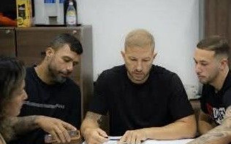 PRESIDENTE DA CÂMARA DE ITABORAÍ, JOÃO DELAROLI PARTICIPA DE REUNIÃO SOBRE AS OBRAS DA AVENIDA 22 DE MAIO.