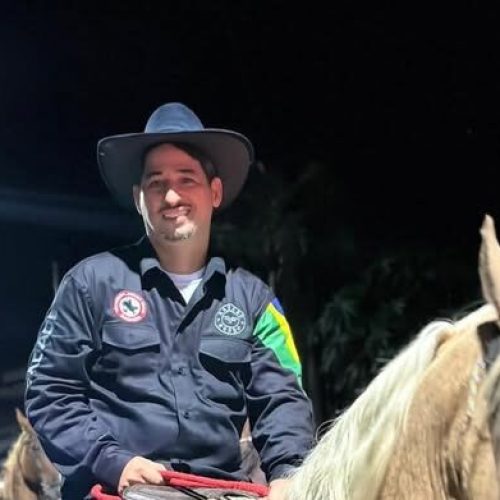 CAVALGADA NOTURNA MOBILIZA TODA TANGUÁ .