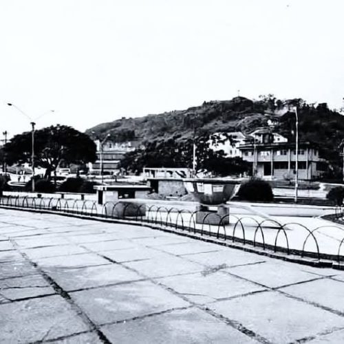 COLUNA RECORDAR É VIVER