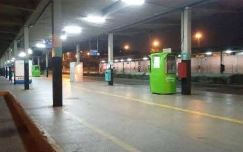 POPULAÇÃO SEGUE SEM ÕNIBUS ENTRE SÃO GONÇALO E NITERÓI DURANTE AS MADRUGADAS.