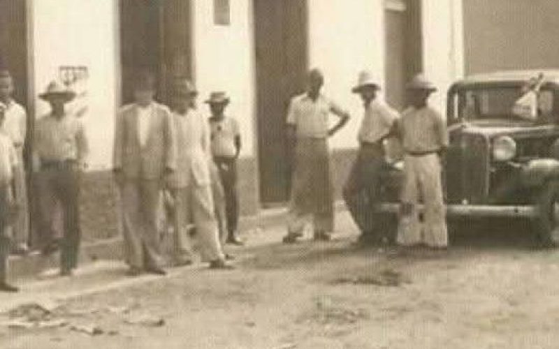 COLUNA RECORDAR É VIVER