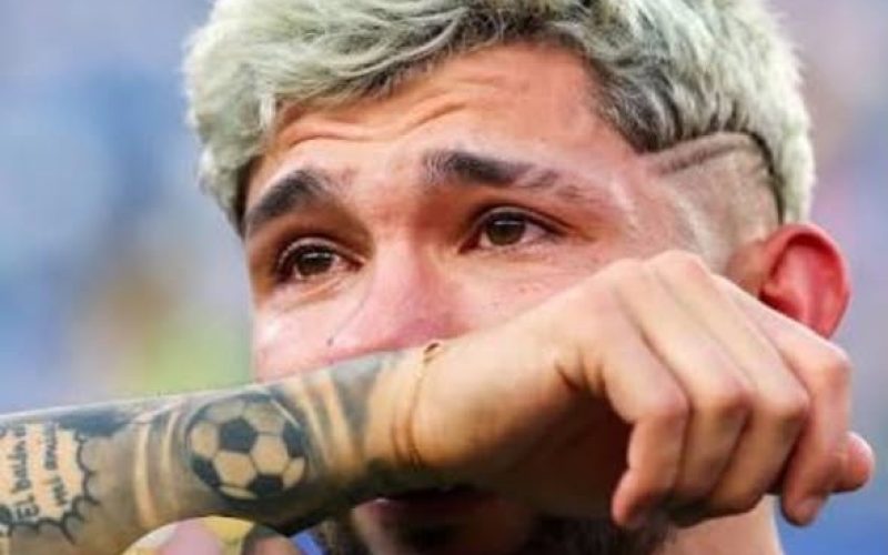 ALEMÃES FAZEM FESTA COM DERROTA DO PARAGUAI