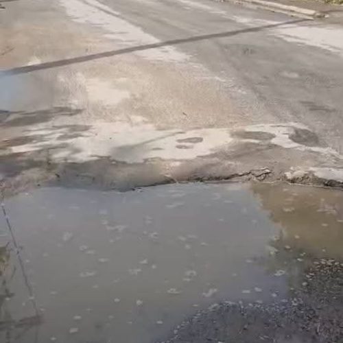 ESSE É O TAMANHO DA CRATERA NO BANDEIRANTES QUE CABE O DESCASO DA PREFEITURA DE TANGUÁ .