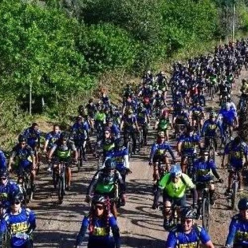 FIM DE SEMANA DE SOL E DIVERSÃO, DURANTE O PROJETO ” O PEDAL VIVENDO A TRANSFORMAÇÃO ” NO PARQUE PALEONTOLÓGICO EM ITABORAÍ.