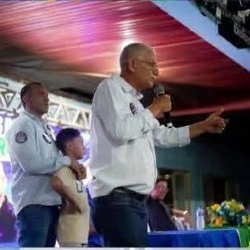 REUNIÃO DO VEREADOR FELIPE BRITO REÚNE LIDERANÇAS E MOVIMENTA SALÃO DO CLUBE MAUÁ.