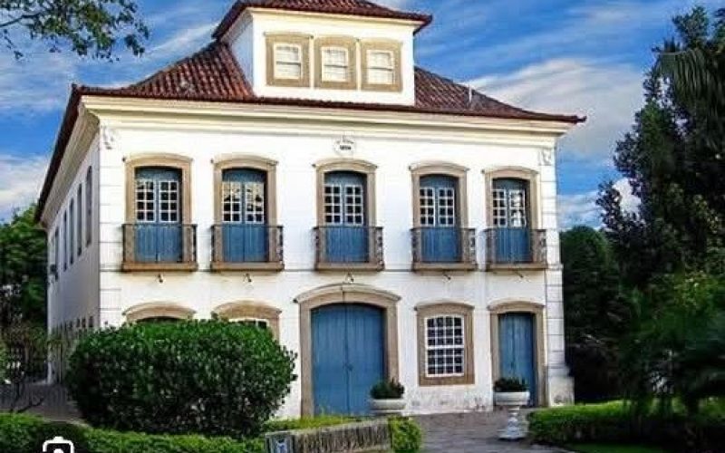 COLUNA RECORDAR É VIVER