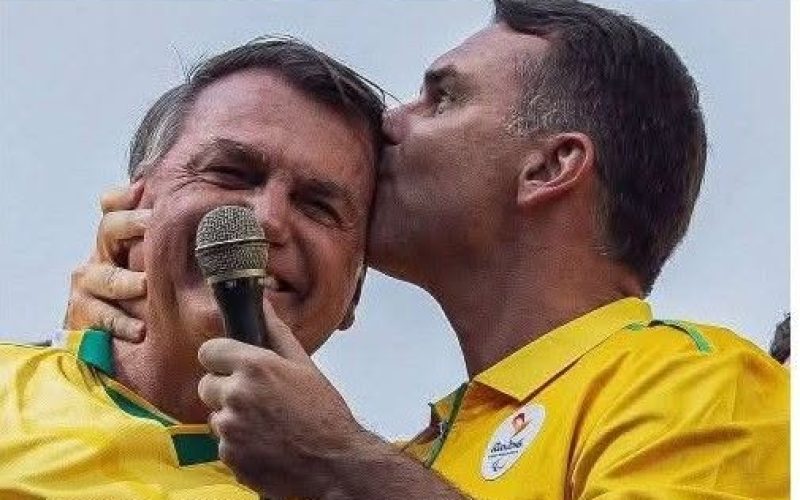 A CHANCE DE EXPELIR PT E OUTROS TUMORES DA ESQUERDA QUE VEM SANGRANDO O BRASIL