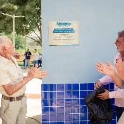 PREFEITO MARCOS ABRAHÃO E COMUNIDADE INAUGURAM PRAÇA MARIA MADALENA SCHULLER EM RIO BONITO
