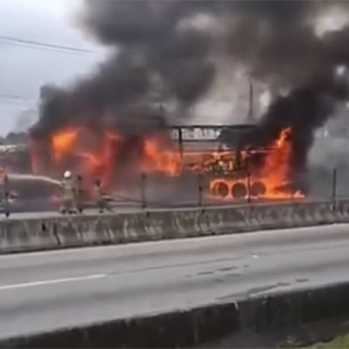 O dia que a BR-101 e Manilha pararam